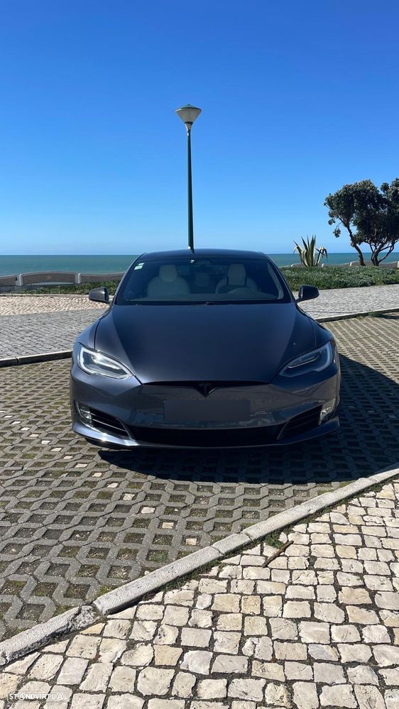 Tesla Model S Performance Ludicrous AWD - 2