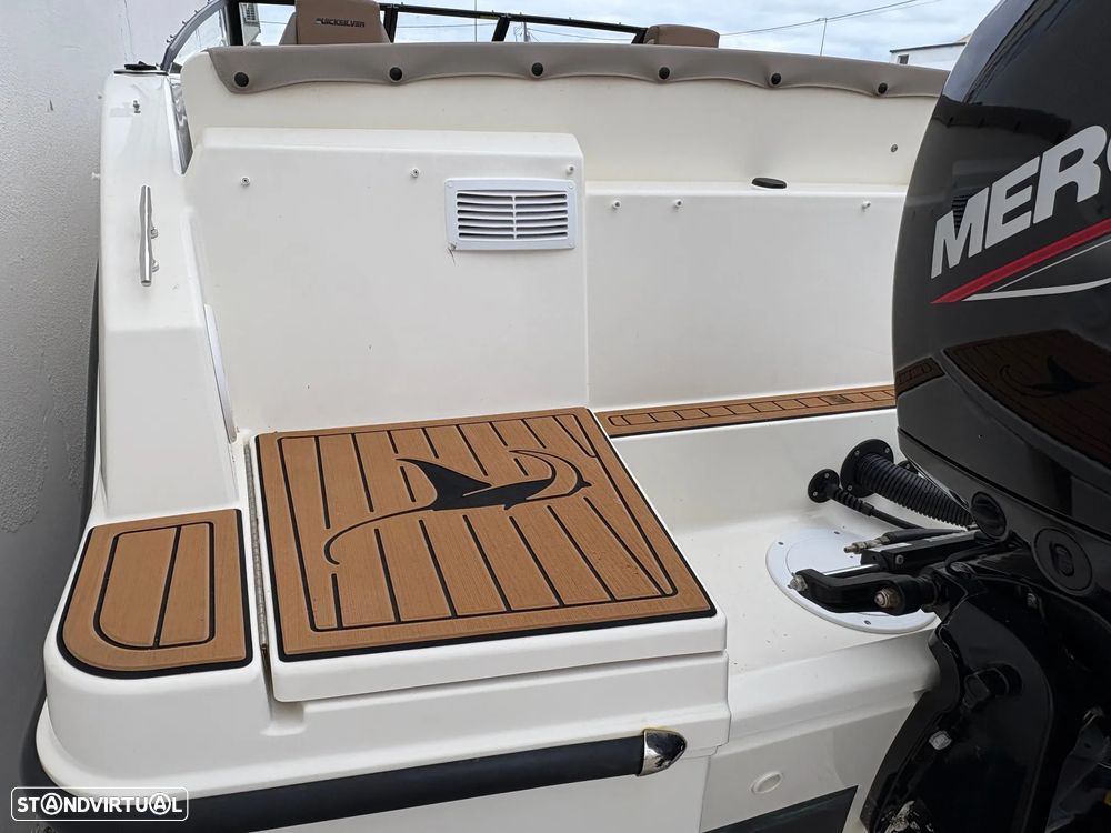 Quicksilver Activ 605 Bowrider - 13