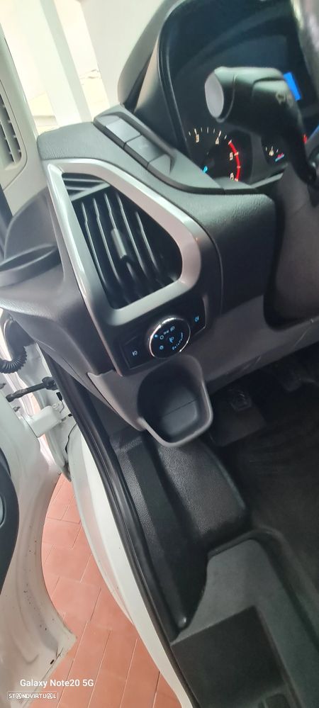 Ford Transit Custom - 20