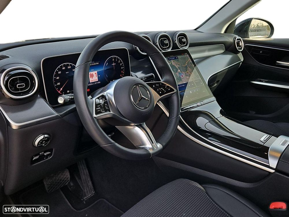 Mercedes-Benz GLC 300 - 11