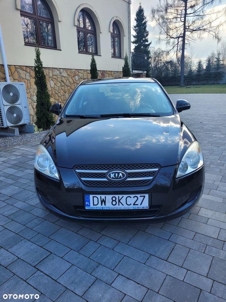 Kia Ceed 1.4 Comfort + - 2