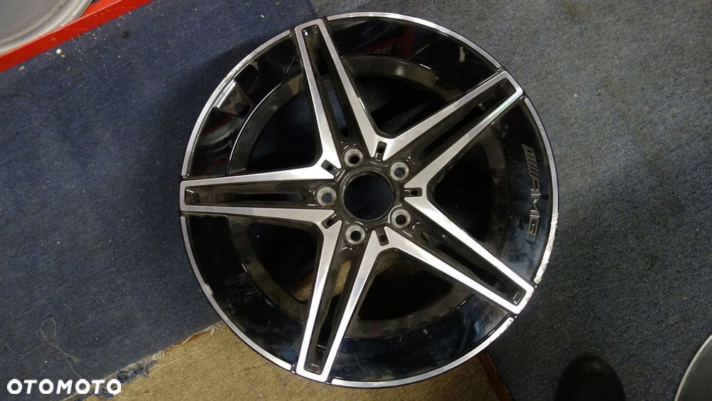 FELGA ALUMINIOWA MERCEDES W206 A2064017600 - 1
