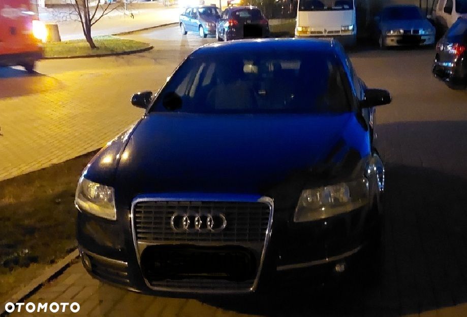 Audi A6 Limousine 2.4 - 5