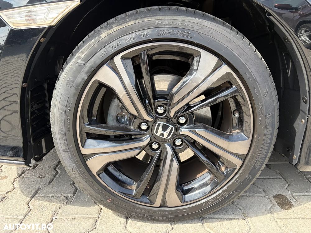 Honda Civic 1.5 VTEC Turbo CVT Prestige - 10