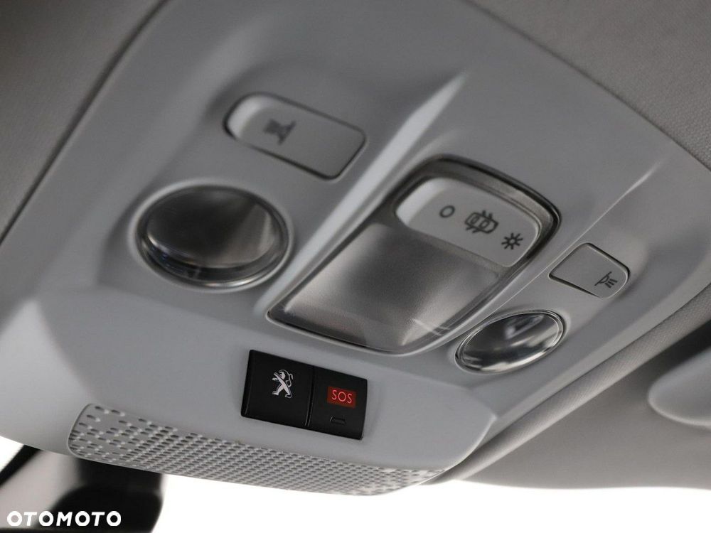 Peugeot 2008 1.2 Pure Tech Crossway S&S EAT6 - 36