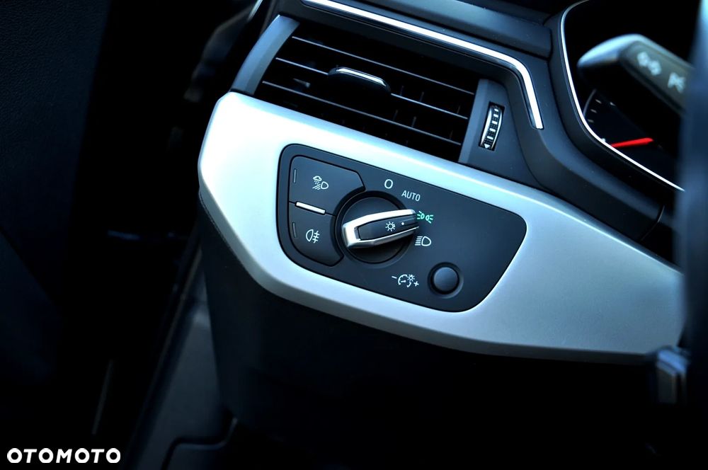 Audi A4 Avant 35 TDI S tronic - 38