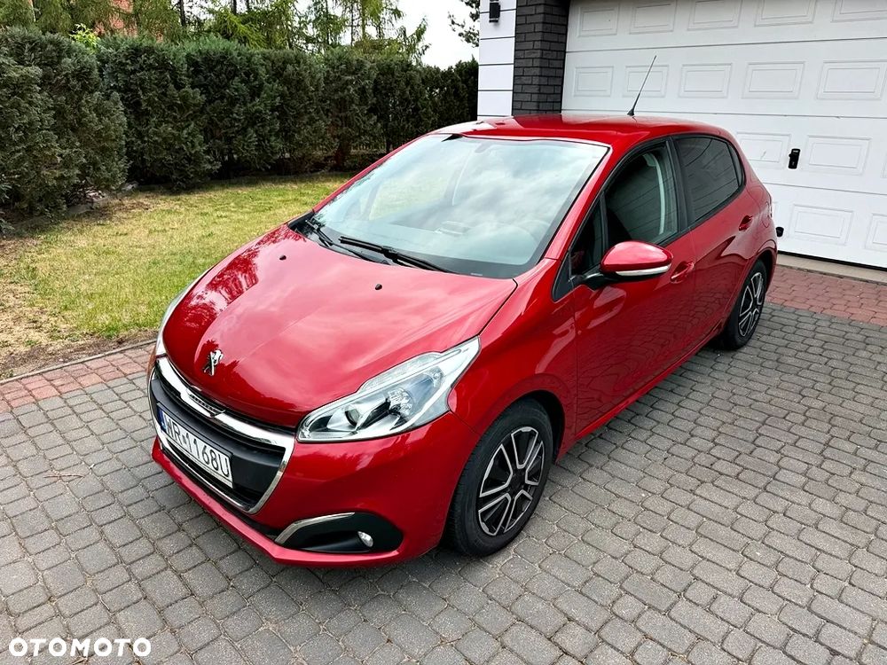 Peugeot 208 1.2 PureTech Allure - 6