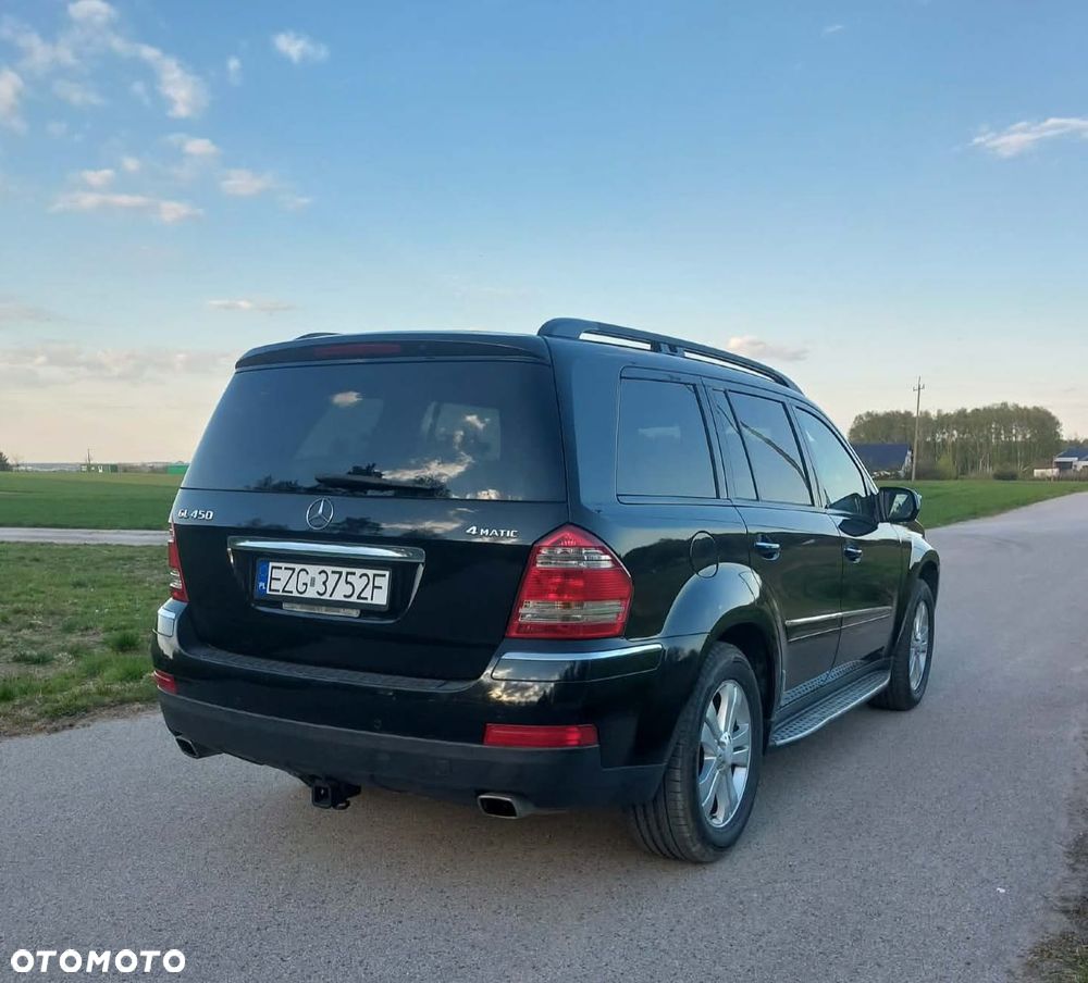 Mercedes-Benz GL - 5