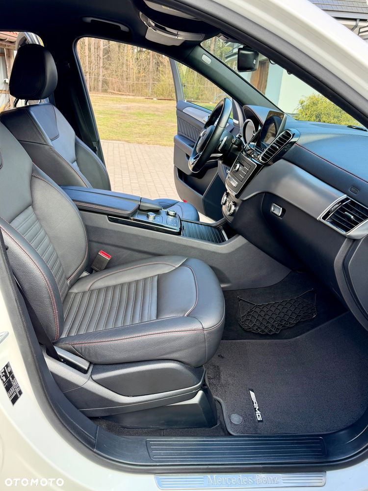 Mercedes-Benz GLE 350 d 4-Matic - 27