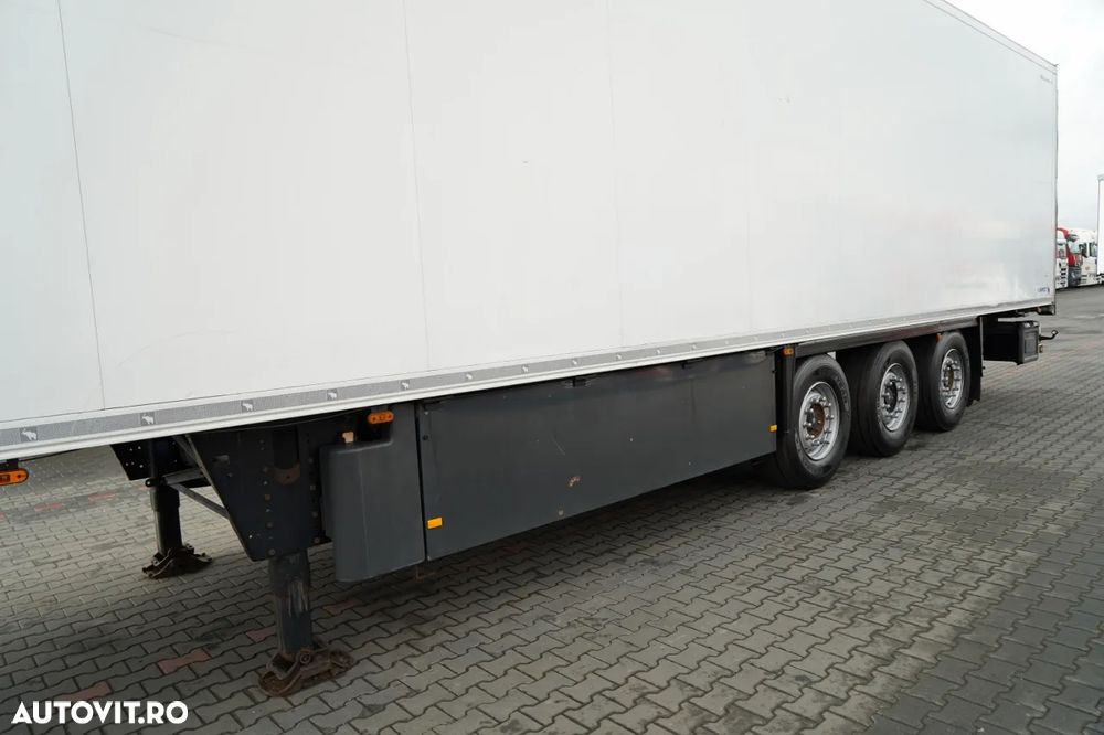 Schmitz Cargobull REFRIGERAT / THERMO KING SLX 300 / RIDICARE CU CÂRLIG / RIDICARE CU CÂRLIG / AXĂ RIDICABILĂ / COȘ PENTRU PALEȚI - 10