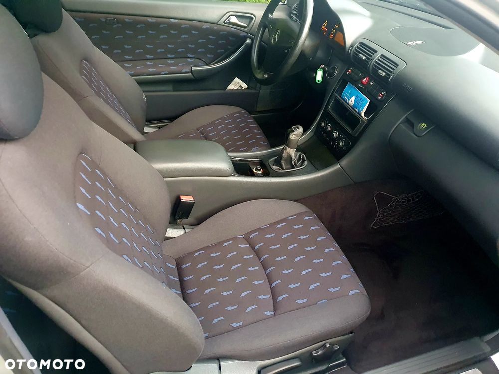 Mercedes-Benz Klasa C 180 - 6