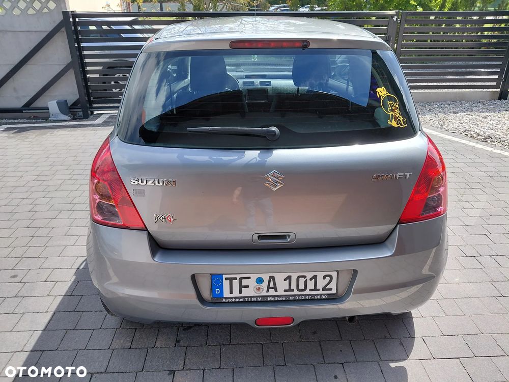 Suzuki Swift 1.3 Comfort - 4