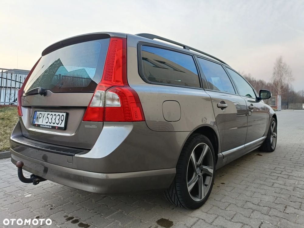 Volvo V70 2.0D Momentum - 15