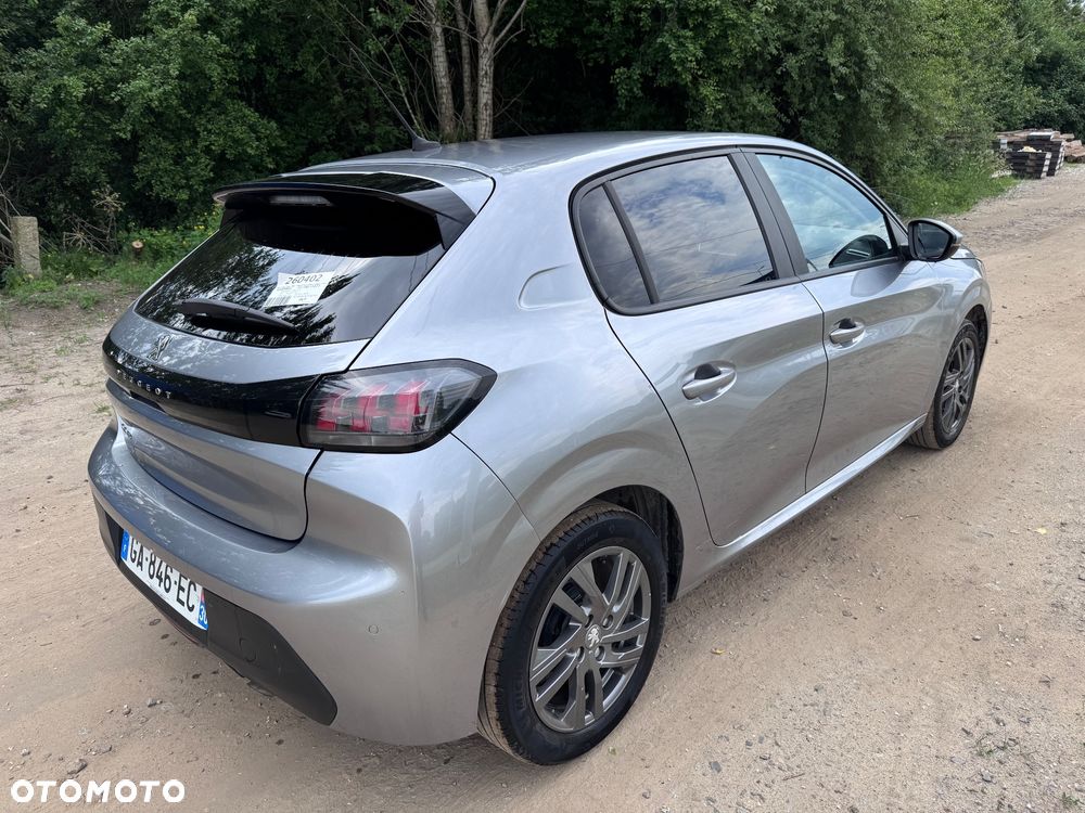 Peugeot 208 PureTech 75 Allure - 10