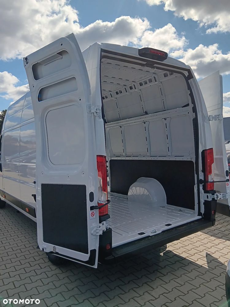 Opel Movano L4H3 2.2 180 KM - 6