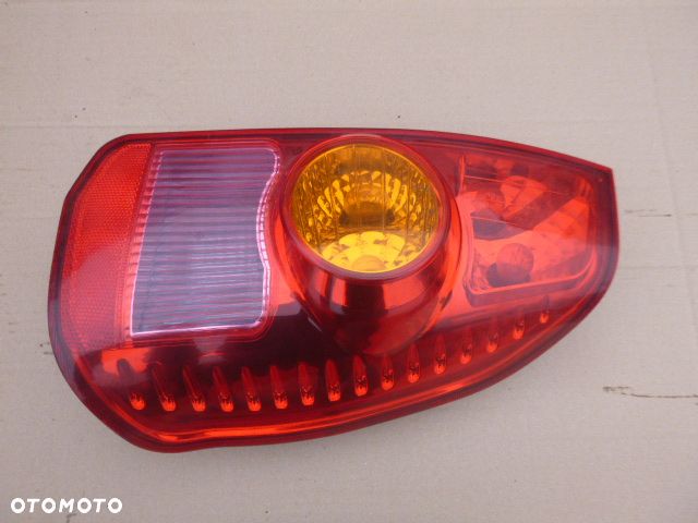LAMPA LEWY TYŁ LEWA TYLNA PRAWY TYŁ PRAWA TYLNA KOMPLET MITSUBISHI SPACE STAR LIFT - 14