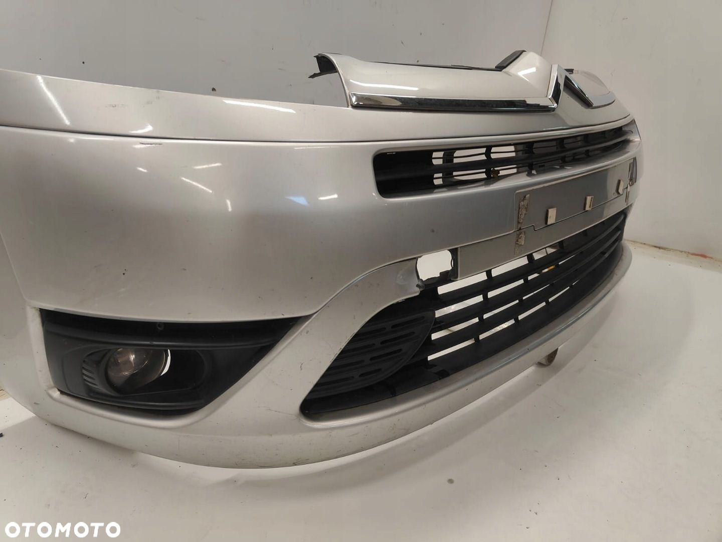 Citroen c4 picasso 06-10 ZDERZAK PRZÓD PRZEDNI - 3