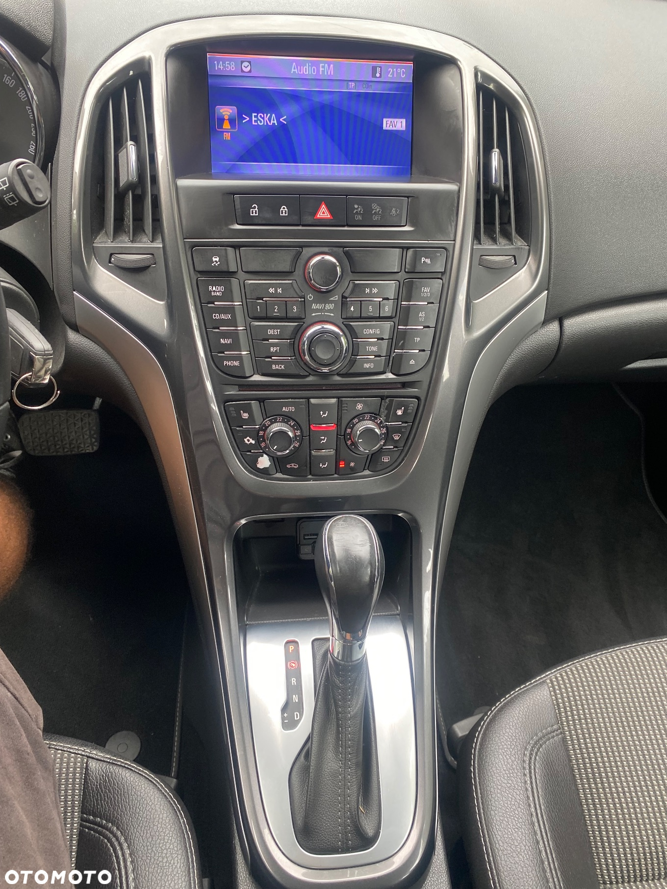 Opel Astra 1.6 Turbo Automatik Cosmo - 17
