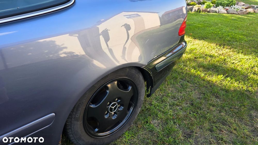 Mercedes-Benz CLK - 22