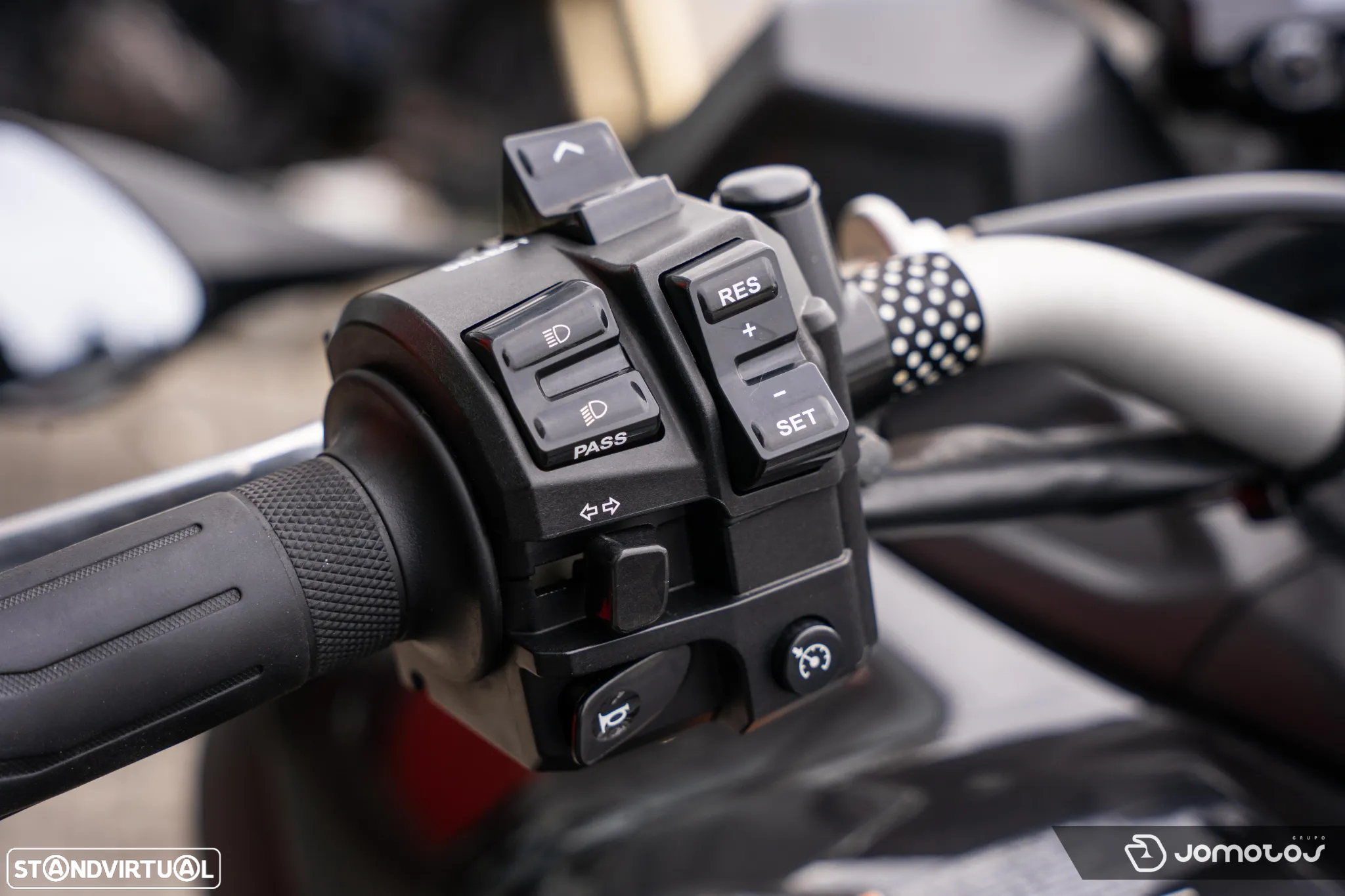 Yamaha Niken MXT 850 - 6