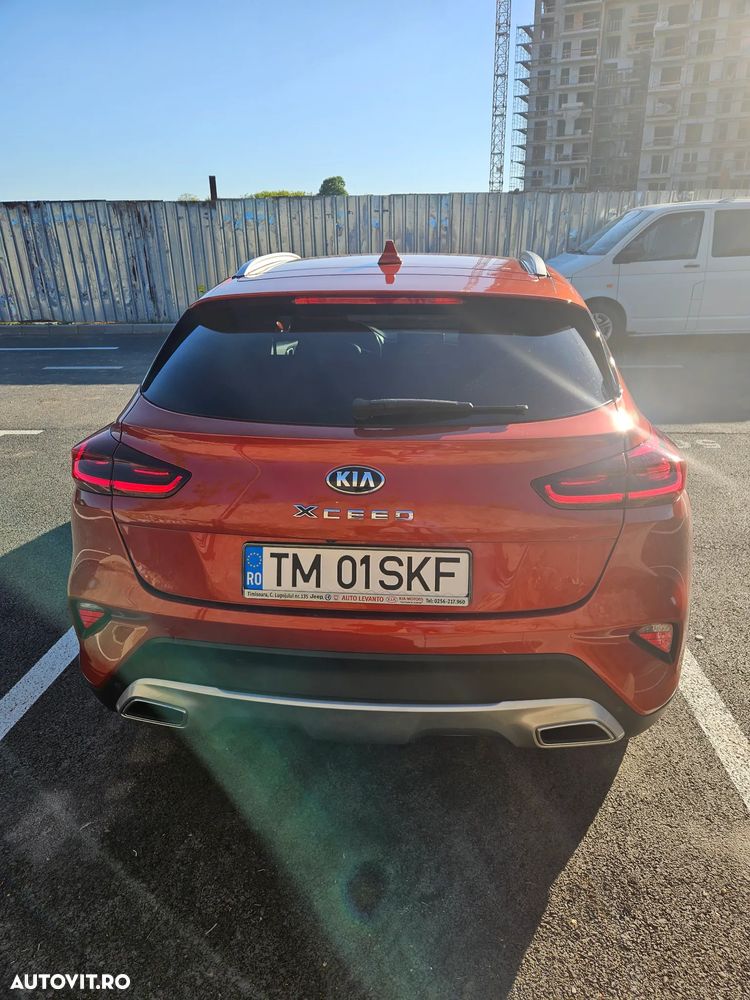 Kia XCeed 1.4 T-GDI 6MT City - 6