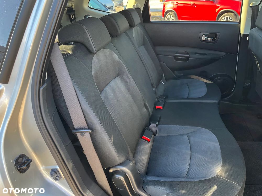 Nissan Qashqai+2 - 26