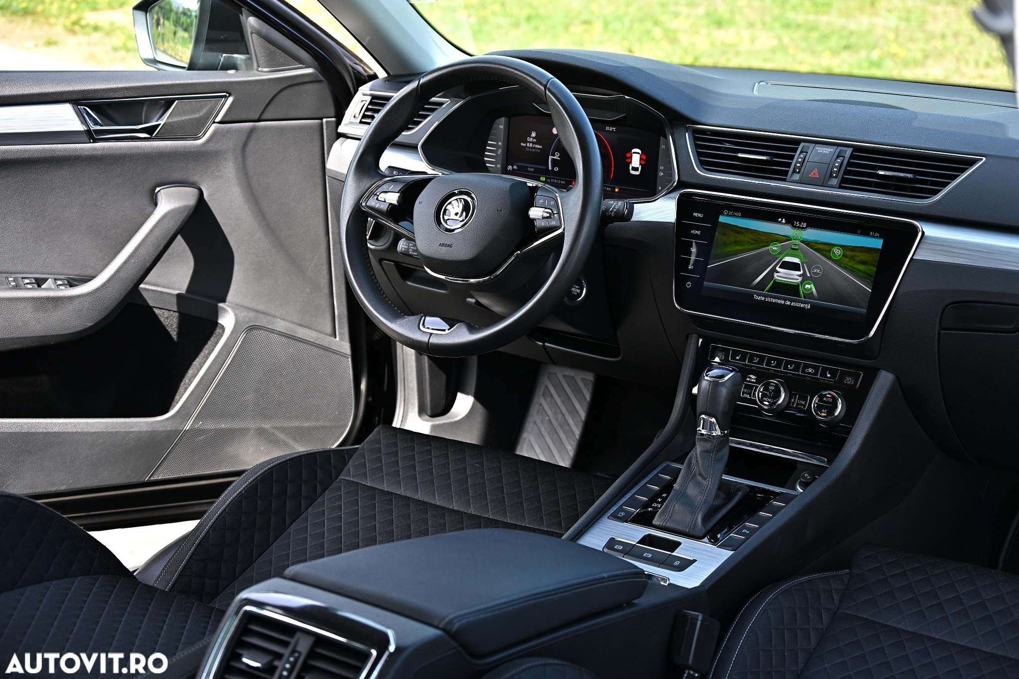 Skoda Superb 2.0 TDI DSG Style - 18
