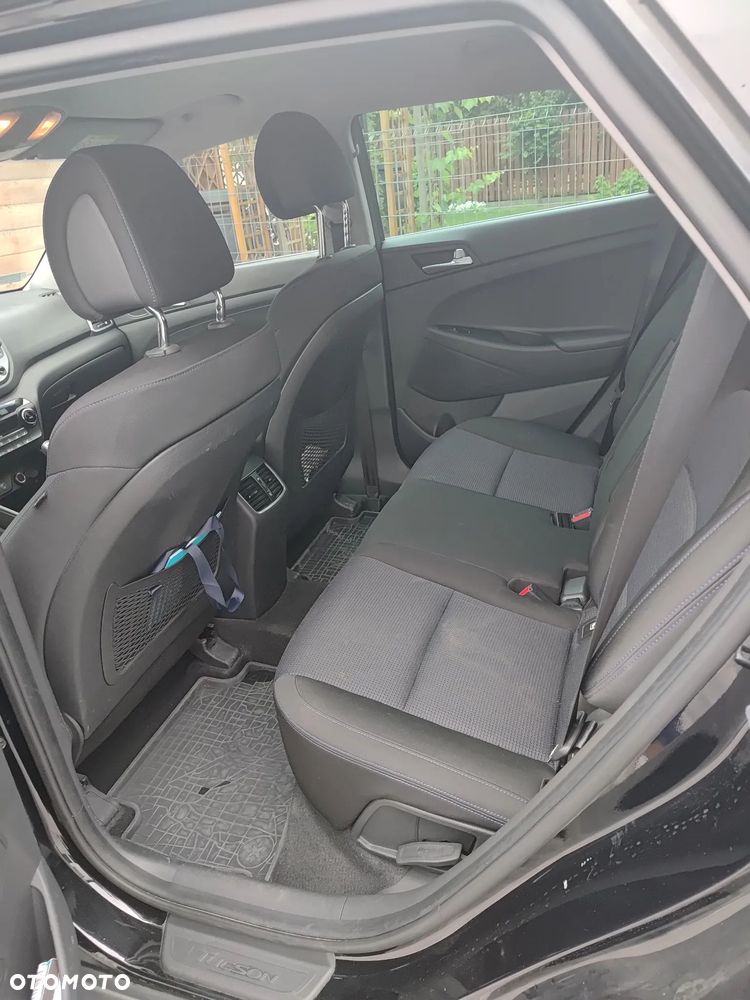 Hyundai Tucson 1.7 CRDI BlueDrive Comfort 2WD - 9