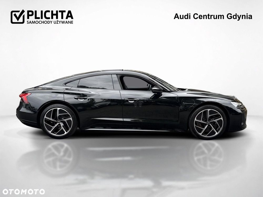 Audi e-tron GT - 7