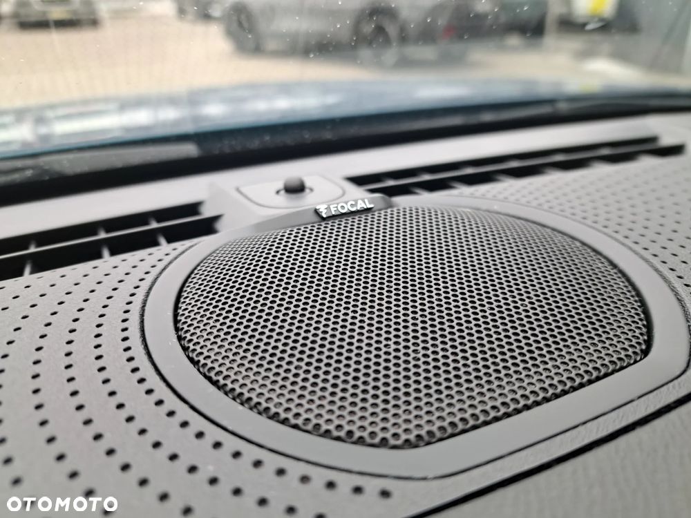 Peugeot 408 1.6 Plug-In Hybrid 180 GT EAT8 - 13