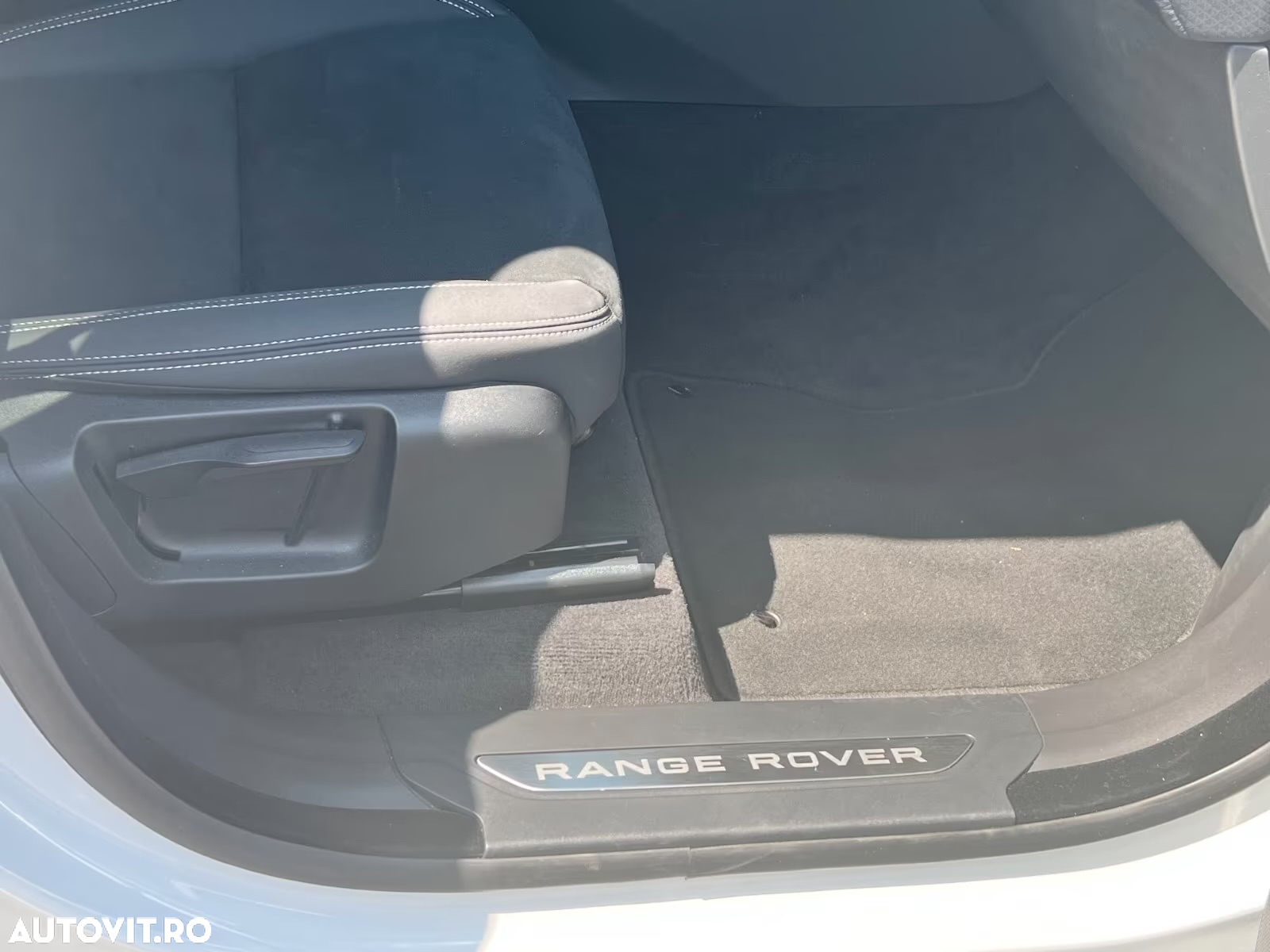 Land Rover Range Rover Velar R-Dynamic 2.0 P400e PHEV HSE - 10