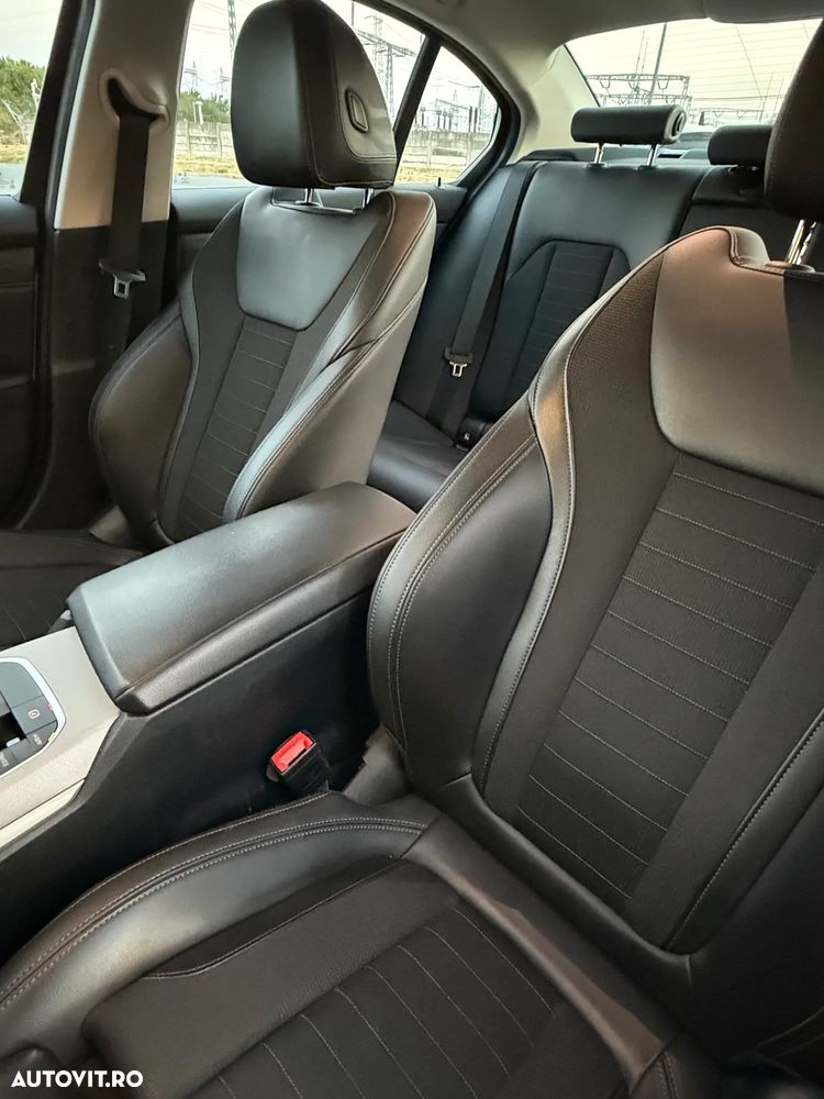 BMW Seria 3 318i Aut. - 9
