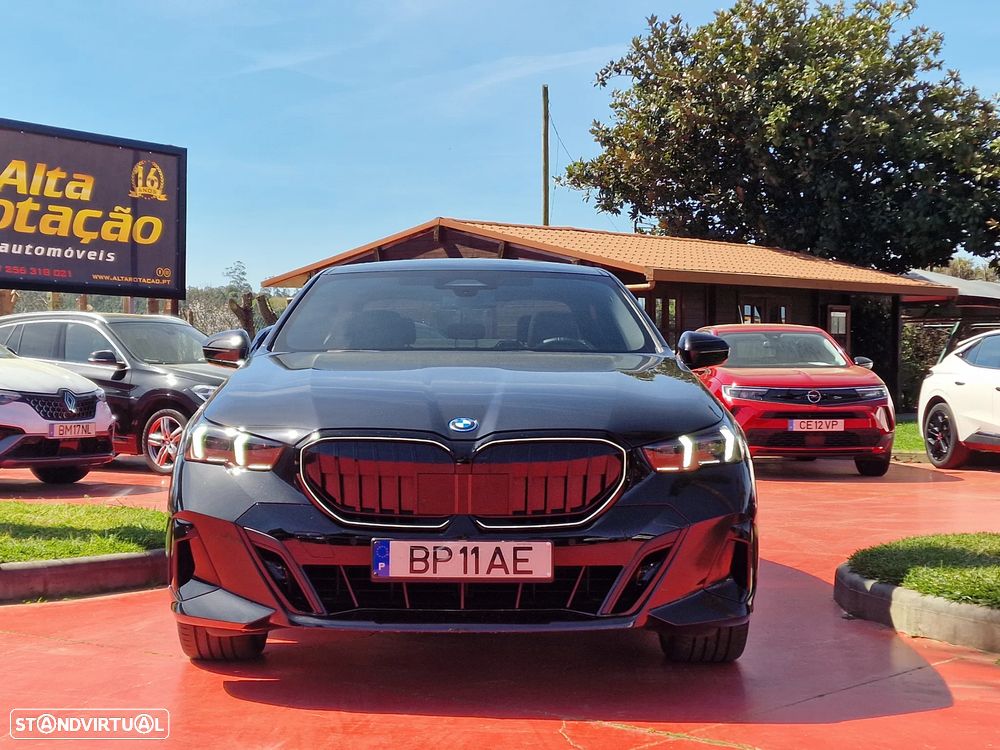 BMW 550 e xDrive Pack Desportivo M Pro - 2