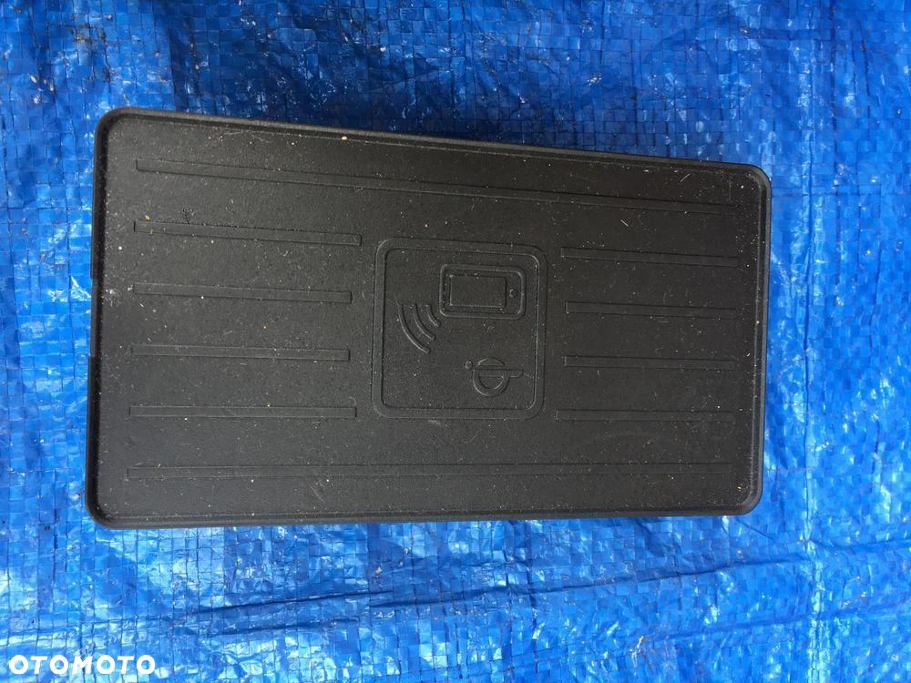 Audi Q7 4M Ładowarka Indukcujna Indukcja Schowek 4M0035502A - 2