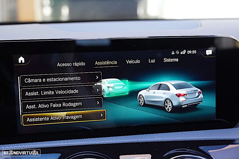 Mercedes-Benz A 250 Limousine e AMG Line - 42
