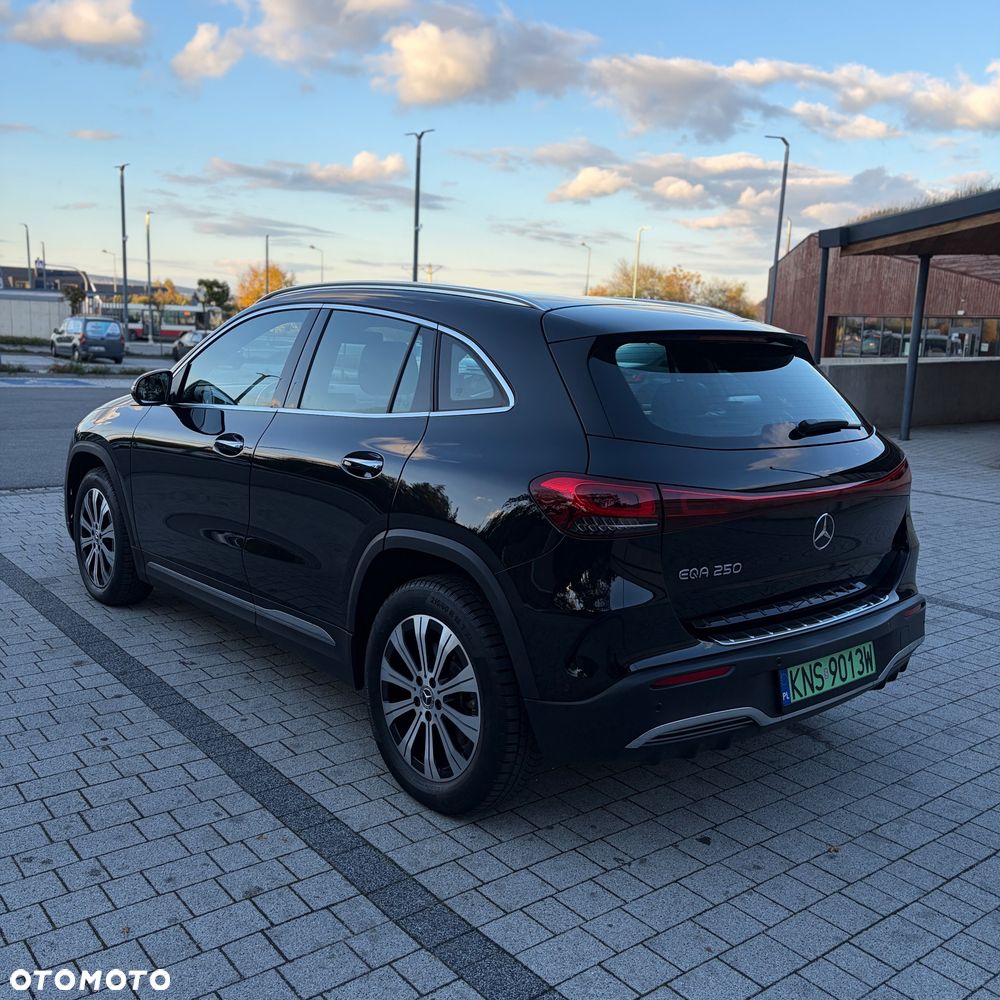 Mercedes-Benz EQA 250 AMG Line - 12