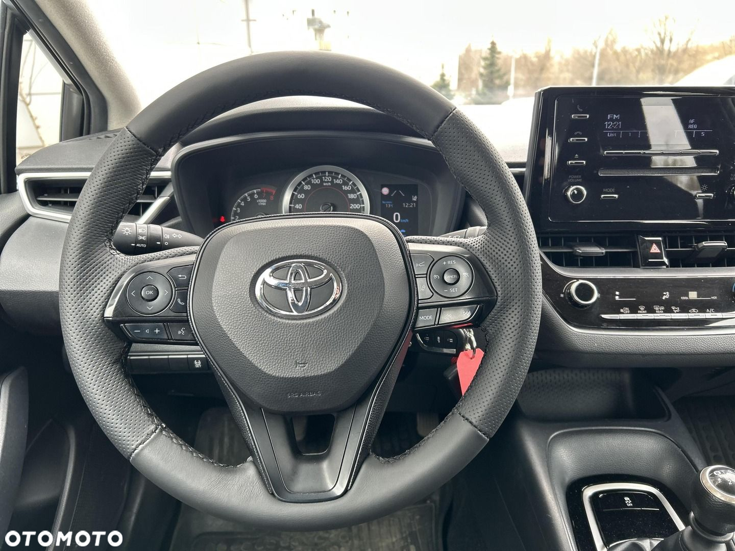 Toyota Corolla - 12