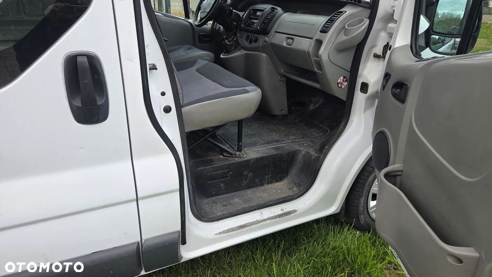 Renault Trafic - 20