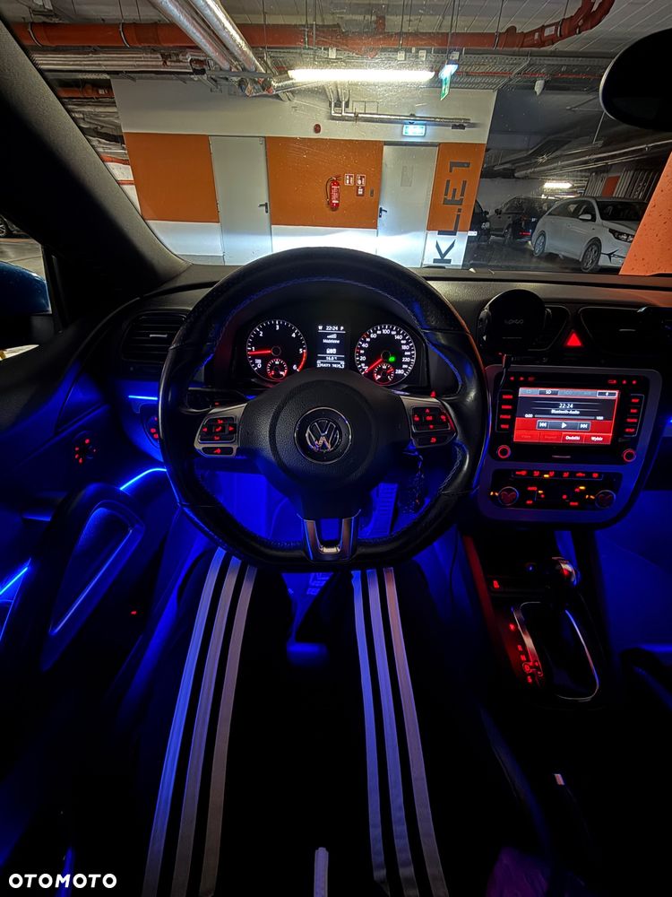 Volkswagen Scirocco 2.0 TDI DSG - 20