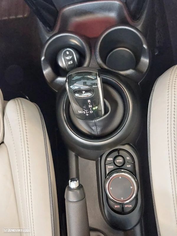 MINI Cabrio Cooper D Auto - 24