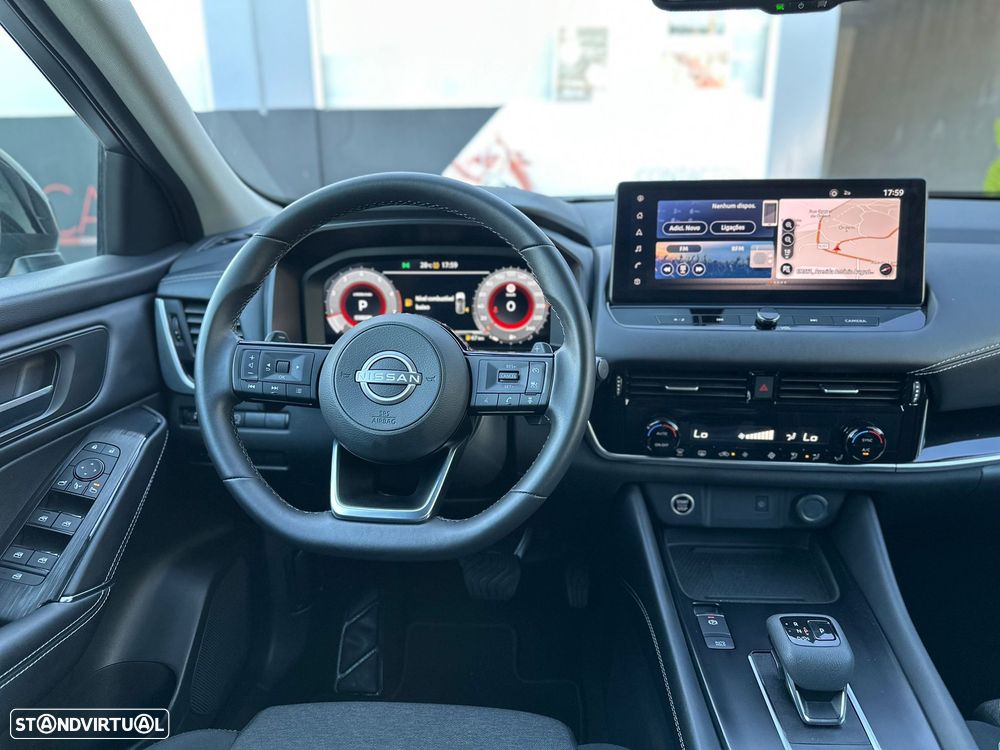 Nissan Qashqai 1.3 DIG-T N-Connecta Xtronic - 16