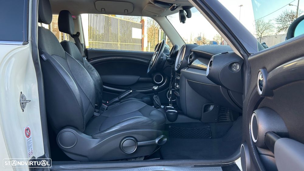 MINI Clubman Cooper SD - 8