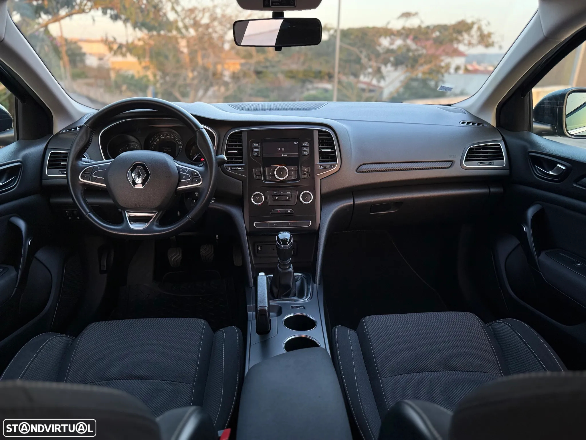 Renault Mégane Sport Tourer 1.5 Blue dCi Limited - 11