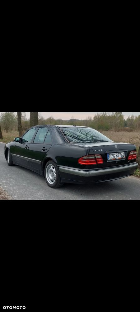 Mercedes-Benz Klasa E - 6