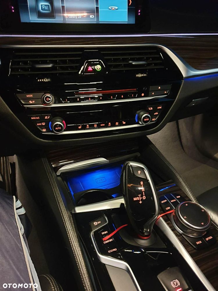 BMW Seria 5 520d - 21