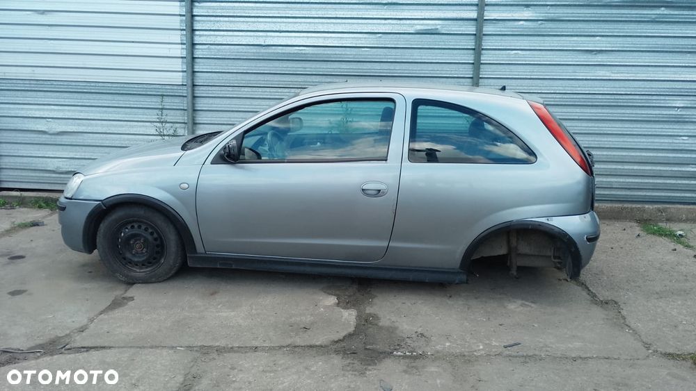 Tylko Części Opel Corsa C FL 1.3 CDTI 70KM 51kW z13dt hb 3d 03r-06r Lakier 4AU / Z163 - 2