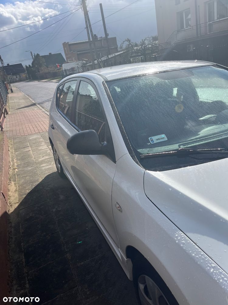 Hyundai i30 1.4 Classic - 8