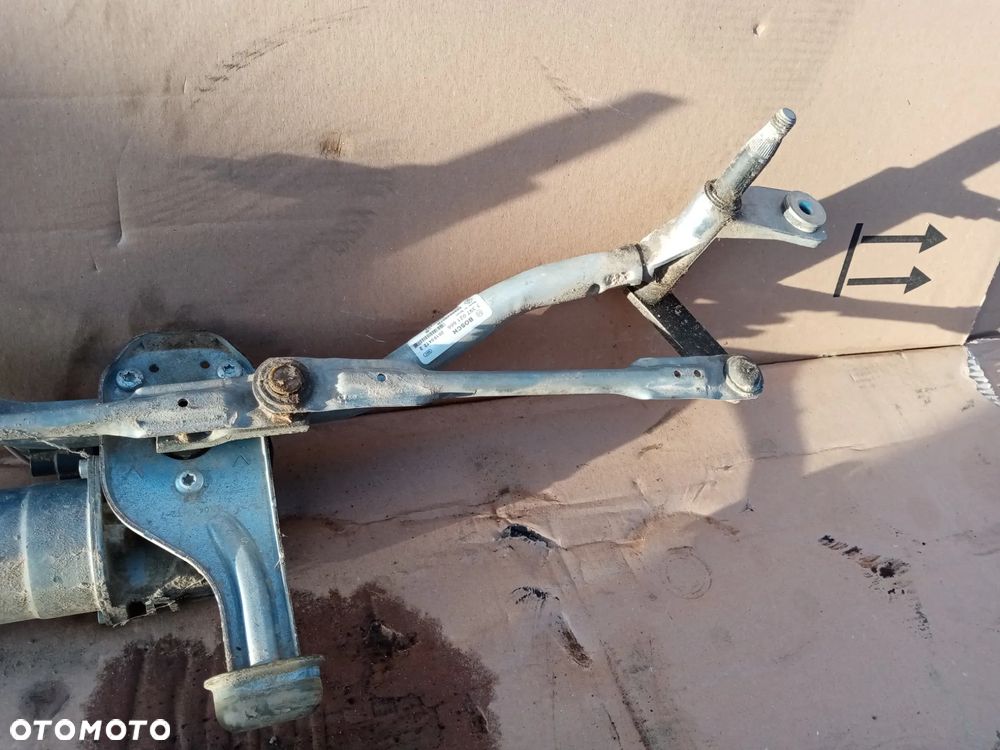 Mechanizm wycieraczek przód przedni Renault Trafic III Vivaro B EU 288004907R 93867984 - 3