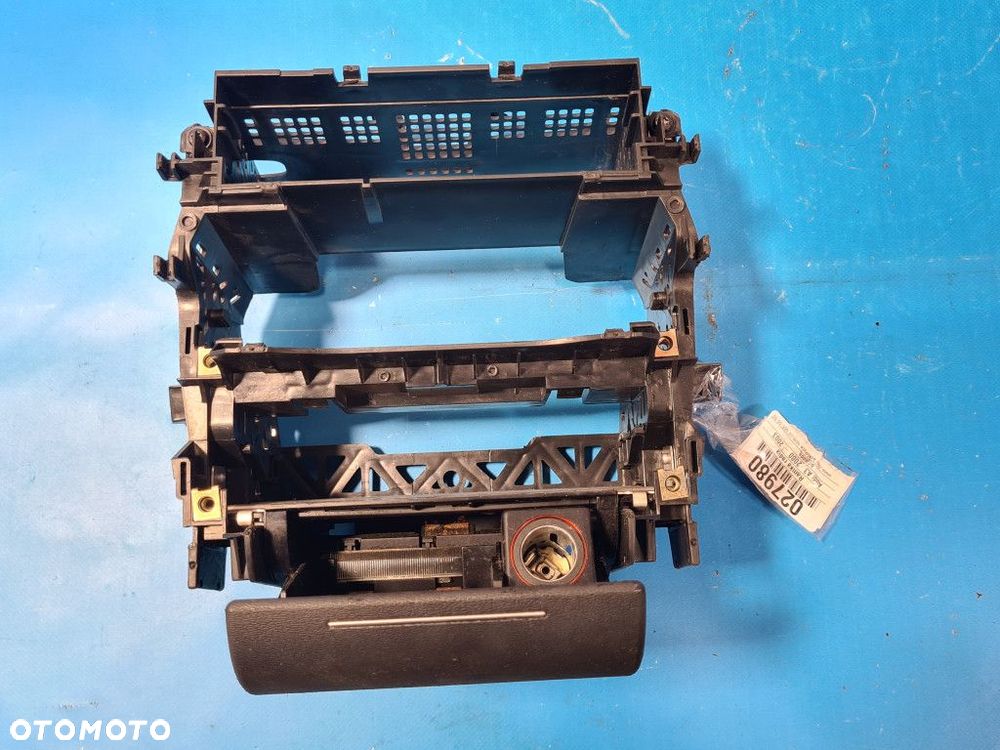 AUDI A3 8L LIFT RAMKA RADIA - 1