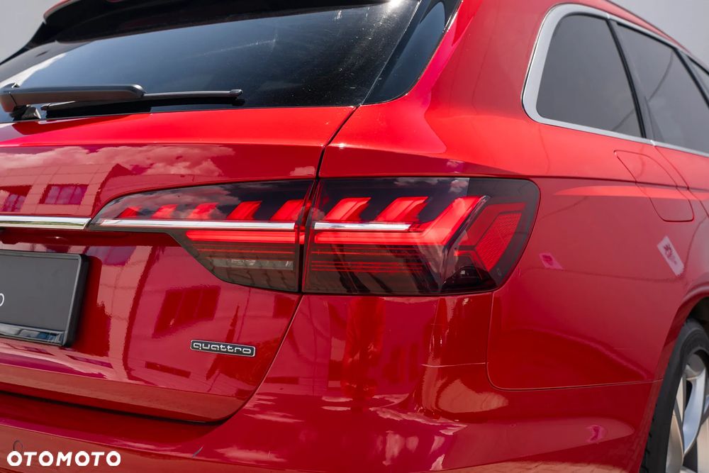 Audi A4 Avant 40 TFSI quattro S tronic - 15